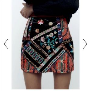 Zara printed skirt